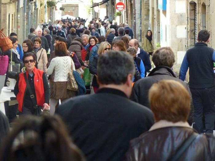Oñatiko Txandaren 'outlet'-a eta Aretxarteren Ixadebalde azoka, arrakastatsuak