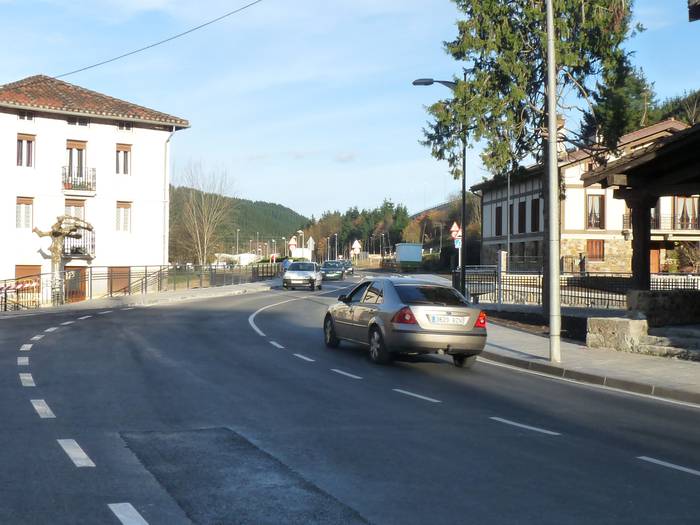 Zabaldu dute Axerikoa zubia