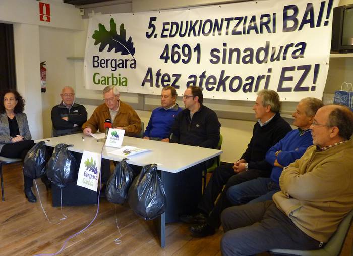 Bergara Garbia: "Gure hitza entzun dadila leku guztietan"