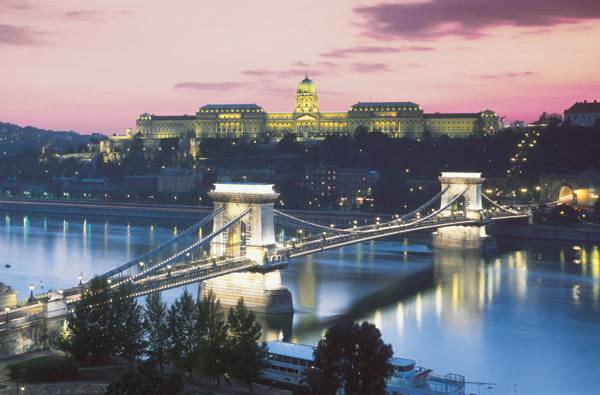 Veronatik Budapestera bizikletaz egindako bidaiaren kontakizuna