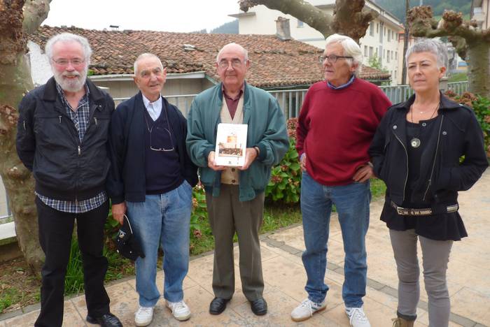 Intxorta taldeak euskal elizak 1936-1944 urteetan izandako jazarpenaren inguruko liburua aurkeztu du