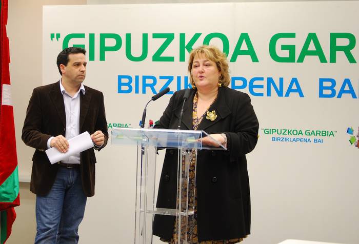 EAJk Bilduri eskatu dio "birziklatzearen aldeko plataformekiko errespetua izateko eta inposatzeari uzteko"