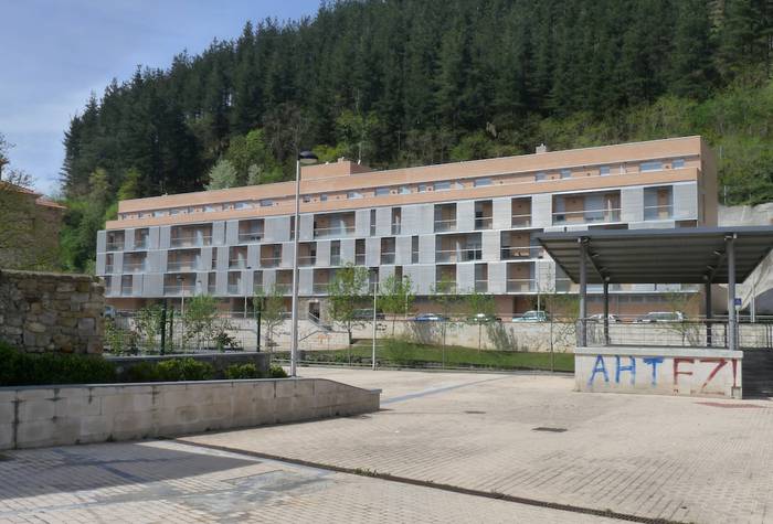 Eskoriatzako etxebizitza tasatuak %20 merkeago