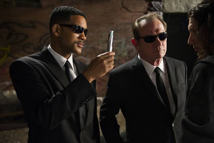 'Men in Black III' asteburuan Espainiako zine areto nagusietan eta Oñatin