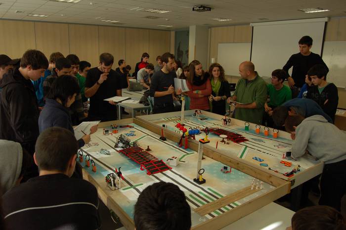 Arizmendiko hiru taldek parte hartuko dute First Lego League txapelketan