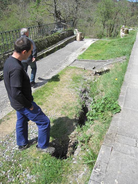 Auzolana berreskuratzeko eta herria txukuntzeko dei egin du Udalak biharko