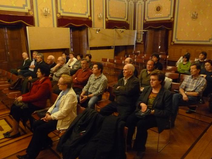 Seminarioko indusketen gaineko DVDa aurkeztu dute