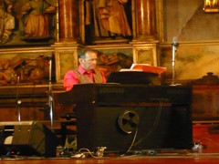 Juan Karlos Irizar pianistaren eta Eskoriatzako parrokiako koruaren kontzertua Zaldibar antzokian