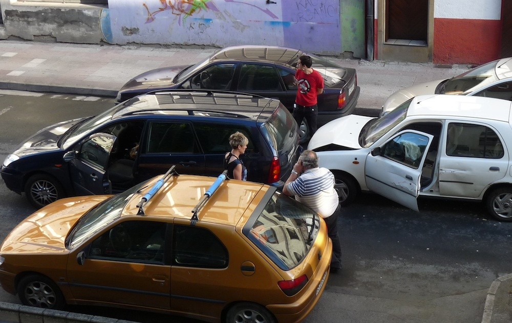 Auto istripu arina Otalora kalean