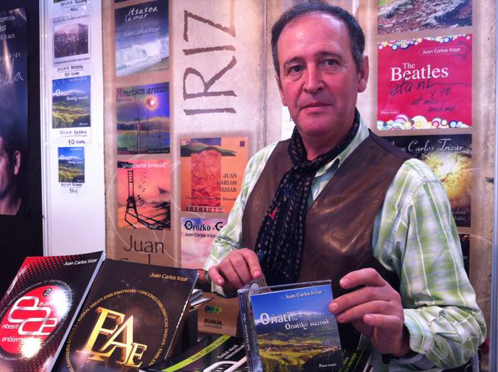 Juan Carlos Irizar, oñatiarrekin pozik