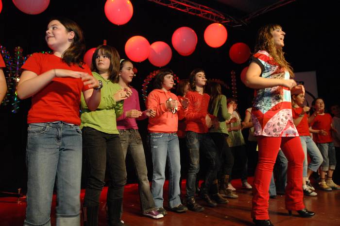 Artista txikiak izango dira protagonista berriro Kantarirekin