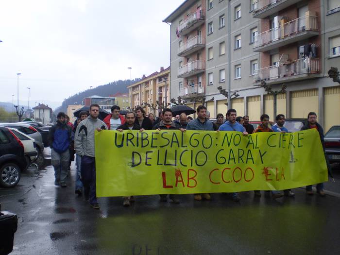 Lucio Garay enpresako langileek manifestazioa egin dute