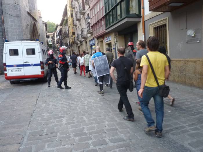 Gudari Eguneko manifestazioa bertan behera