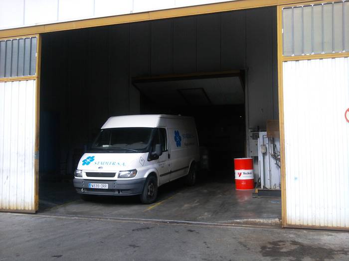 Sute txiki bat izan da Oñatiko Stadler enpresan, kalte handirik eragin ez duena