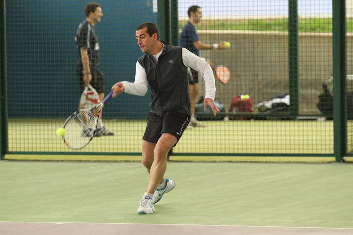 Hirugarren mailan jokatzen jarraituko du Arrasateko tenis taldeak