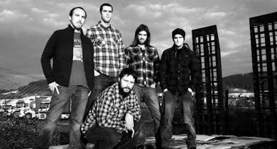 The Riff Truckers bizkaitarrek Bergarako gaztetxean joko dute zapatuan